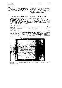 Рис. 20.6. Древние рукописи и другие археологические находки из органических материалов обычно датируются путем <a href="/info/7718">радиометрического анализа</a> на углерод-14.
